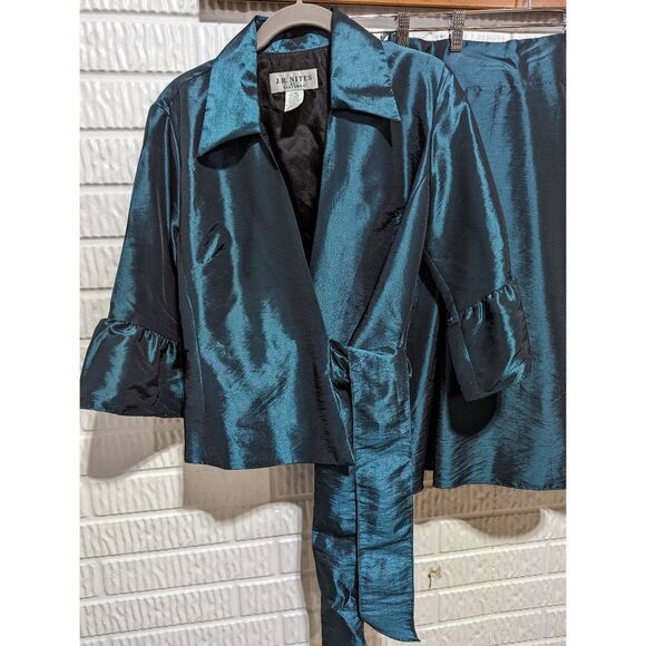 J.R.Nites Caliendo Women's Blue/Green 2 Pc Set Taffeta Pleated Skirt & Wrap Top - Picture 3 of 7